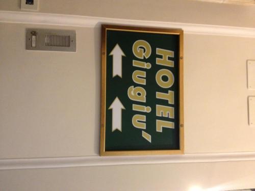 Giugiu Hotell Rom